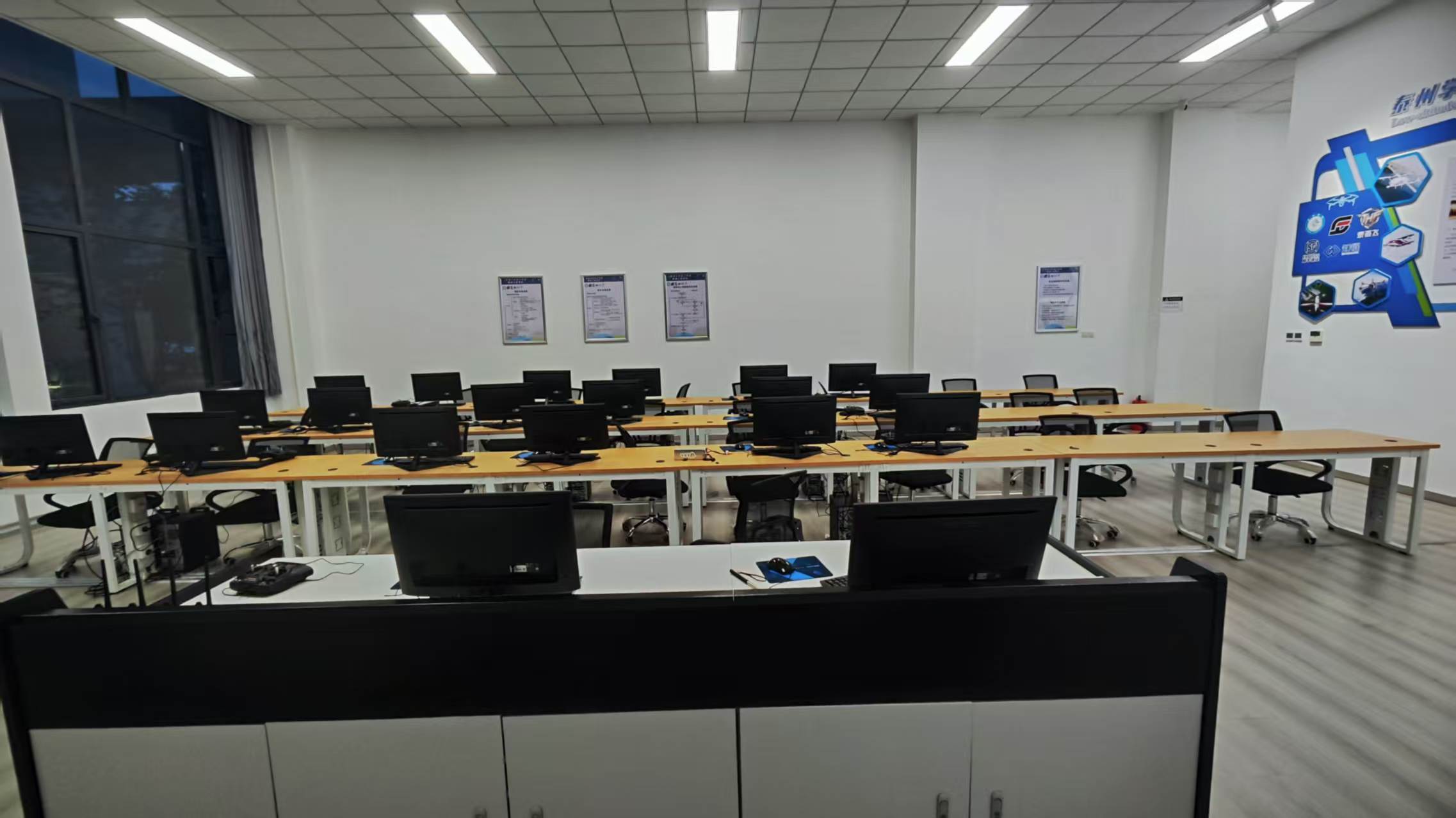 泰州学院实训场地