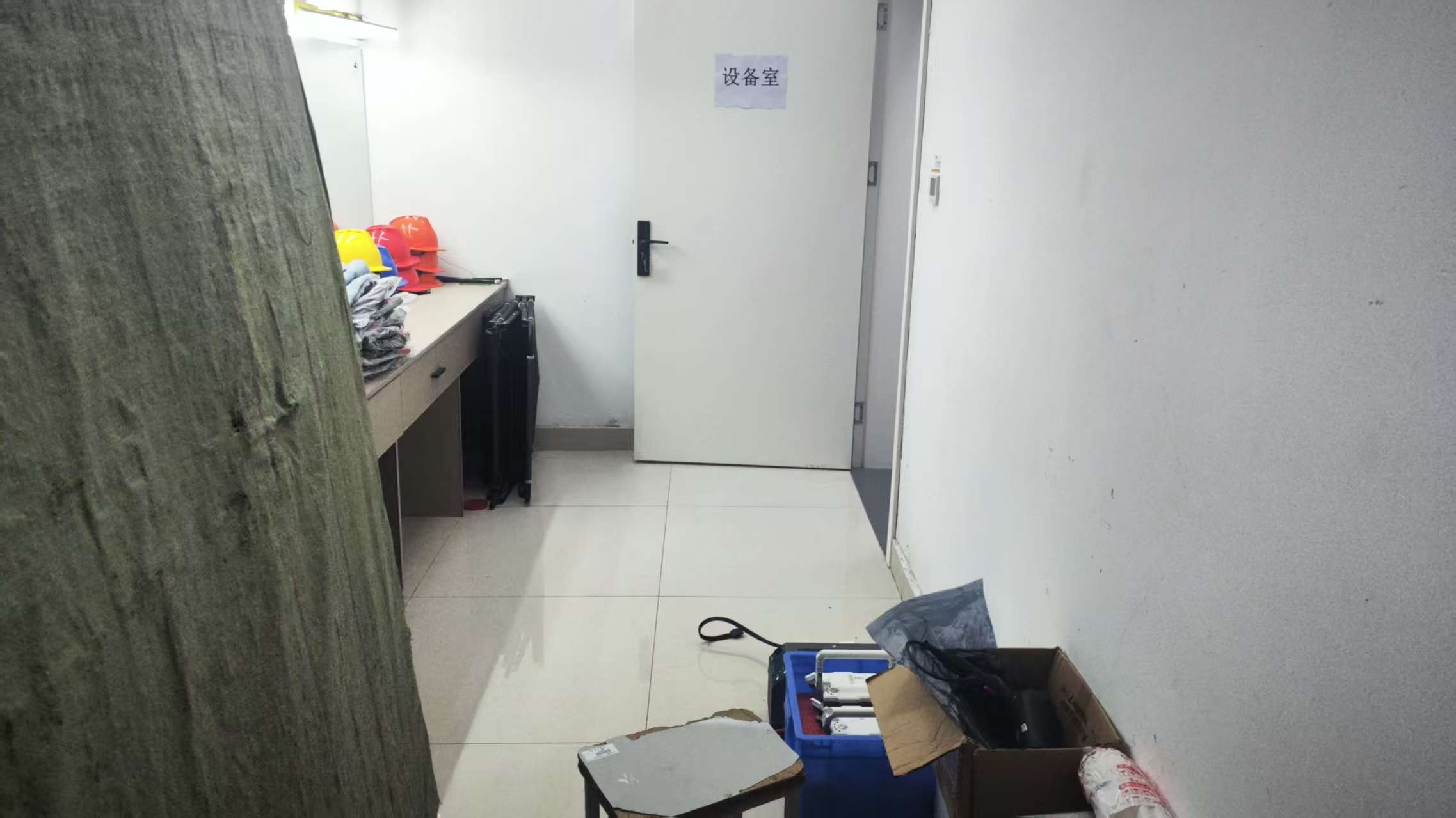 泰州学院储物仓2